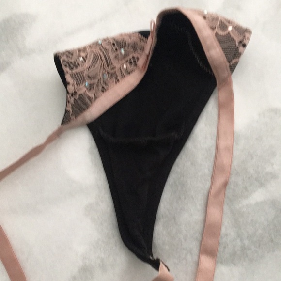 New* Adore Me Black‎ and Champagne Lace Corset Set - Picture 10 of 11